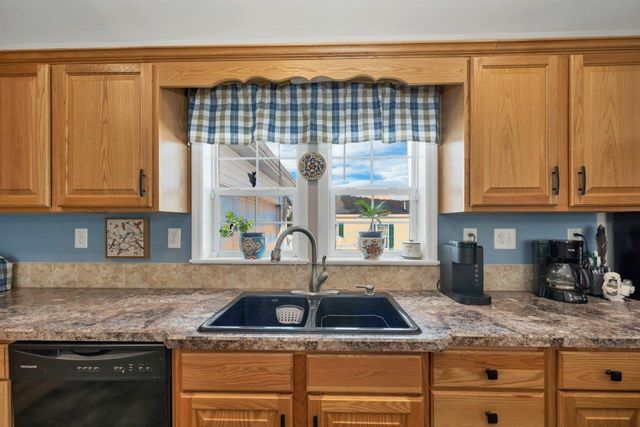 10 Eagle Nest Drive, Franklin, NH 03235