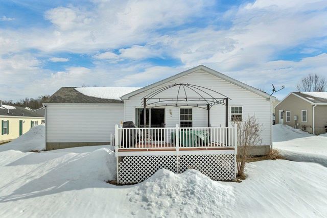 10 Eagle Nest Drive, Franklin, NH 03235