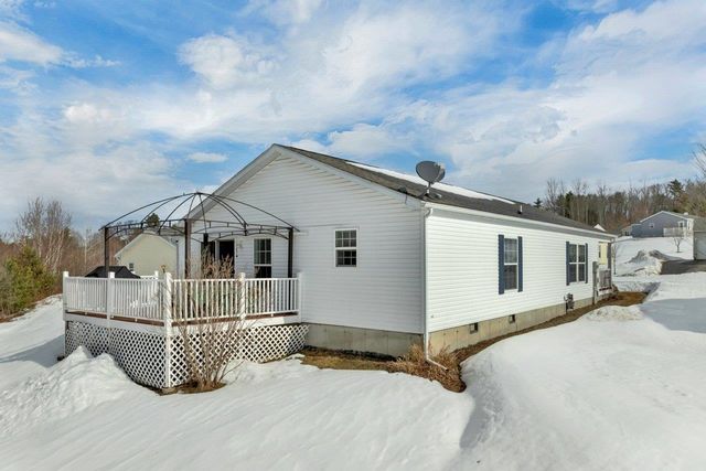 10 Eagle Nest Drive, Franklin, NH 03235