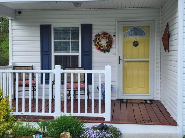 10 Eagle Nest Drive, Franklin, NH 03235