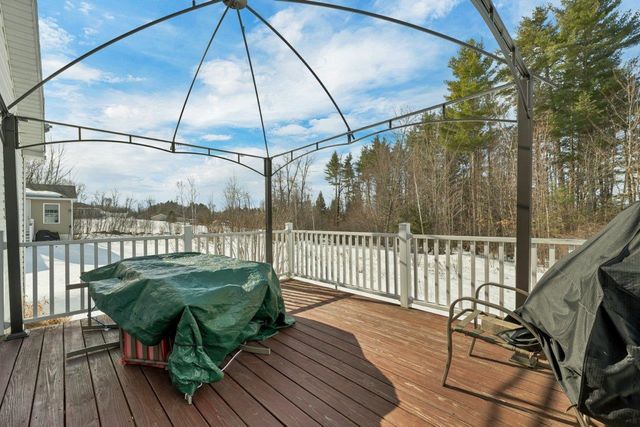 10 Eagle Nest Drive, Franklin, NH 03235