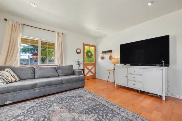 321 N Cataract, San Dimas, CA 91773