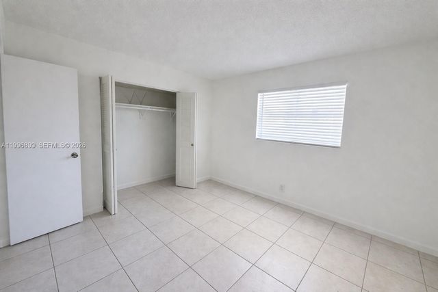 2521 Pierce St 2, Hollywood, FL 33020