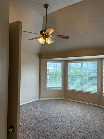 1424 SW 129th Street, Oklahoma City, OK 73170