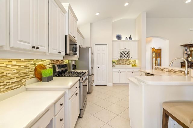 646 FOGGY MORN LANE, Bradenton, FL 34212