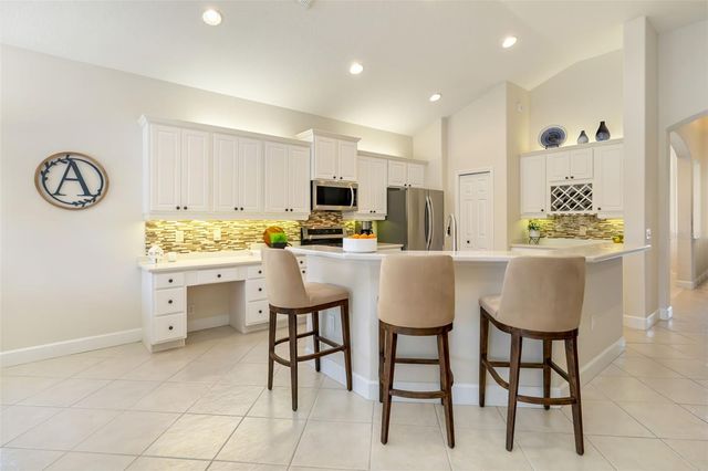 646 FOGGY MORN LANE, Bradenton, FL 34212