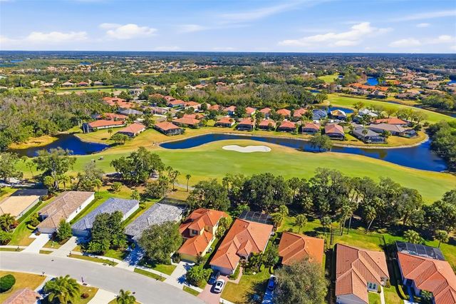 646 FOGGY MORN LANE, Bradenton, FL 34212