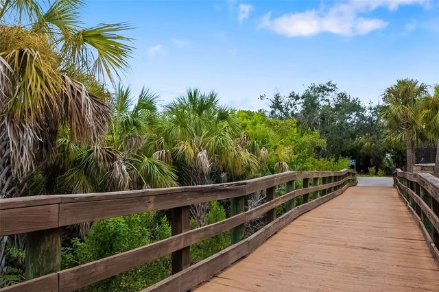 646 FOGGY MORN LANE, Bradenton, FL 34212