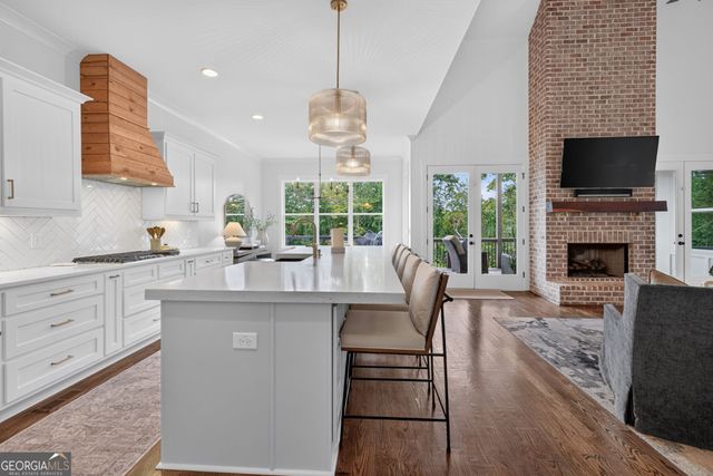 2218 Shoal Creek Road, Buford, GA 30518