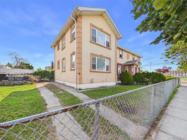 15520 132nd Avenue, Jamaica, NY 11434