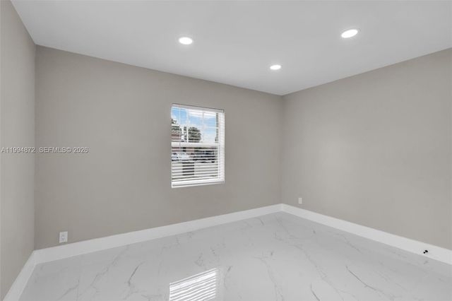 1660 W 26th St, Riviera Beach, FL 33404