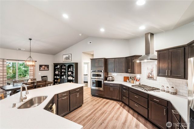 14528 Bingham Avenue E, Tacoma, WA 98446