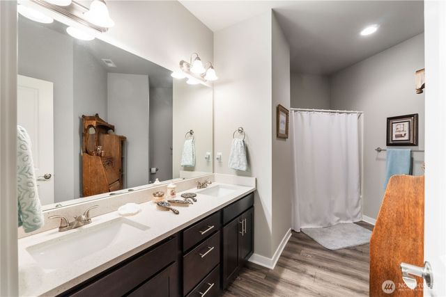 14528 Bingham Avenue E, Tacoma, WA 98446