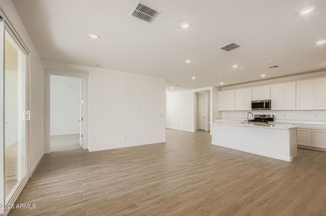 32483 N JASPER Street, San Tan Valley, AZ 85143