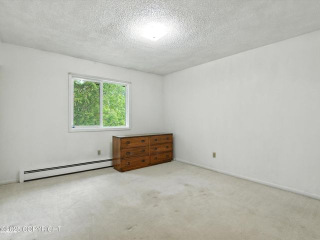 9801 Whitefish Circle, Anchorage, AK 99515