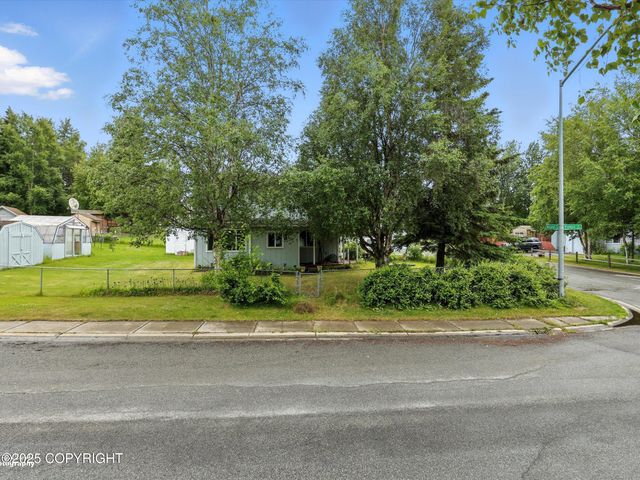 9801 Whitefish Circle, Anchorage, AK 99515