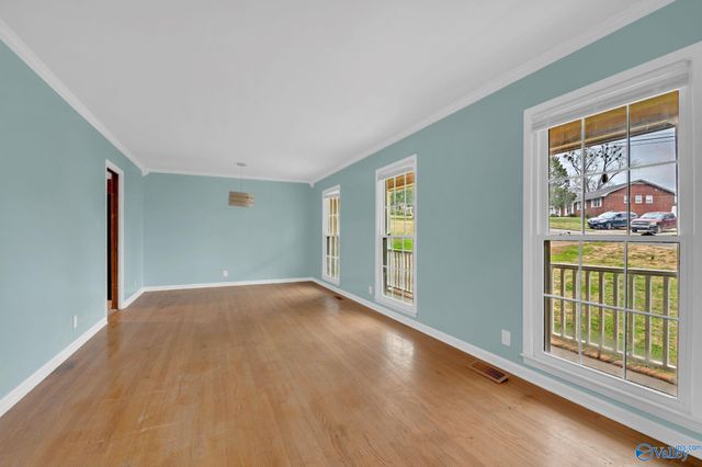 2515 Gladstone Drive NE, Huntsville, AL 35811