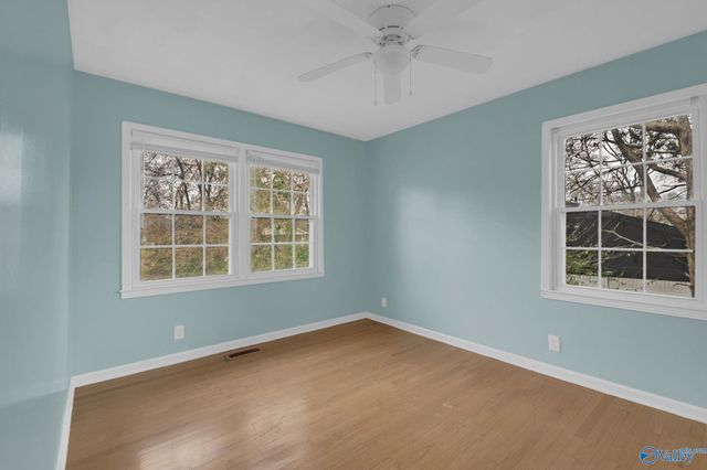 2515 Gladstone Drive NE, Huntsville, AL 35811