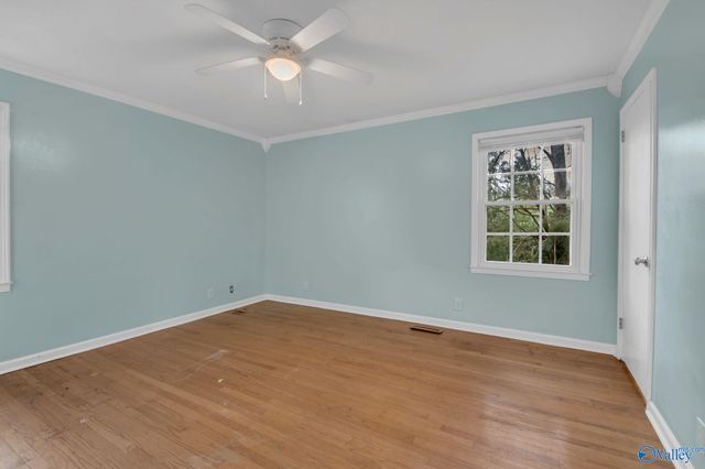 2515 Gladstone Drive NE, Huntsville, AL 35811