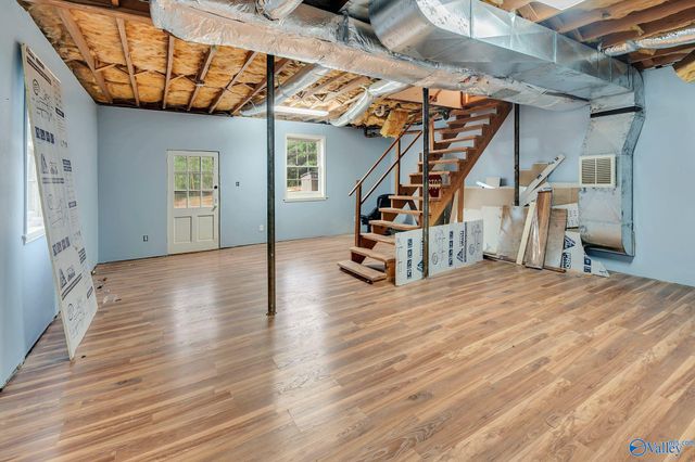 2515 Gladstone Drive NE, Huntsville, AL 35811