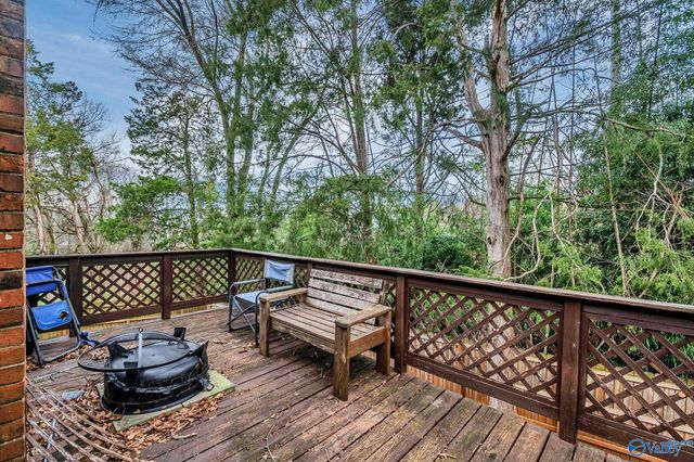 2515 Gladstone Drive NE, Huntsville, AL 35811