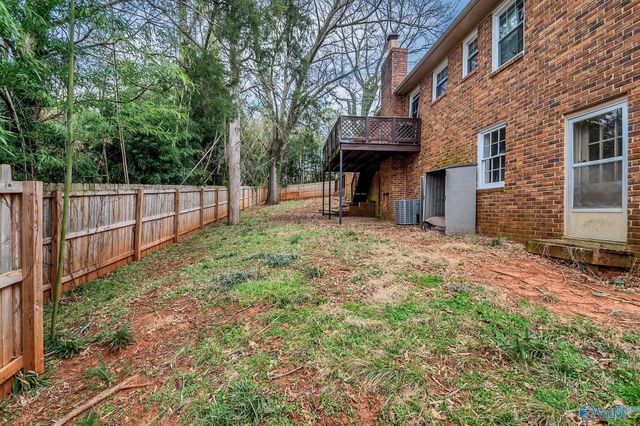 2515 Gladstone Drive NE, Huntsville, AL 35811