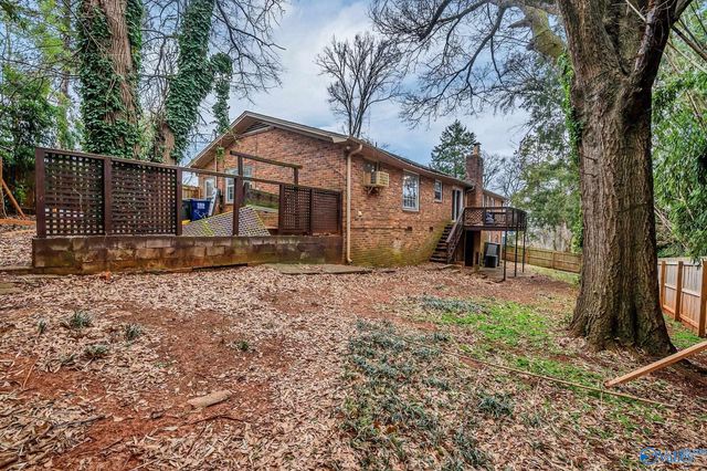 2515 Gladstone Drive NE, Huntsville, AL 35811