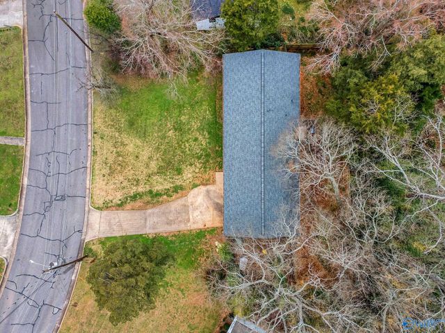 2515 Gladstone Drive NE, Huntsville, AL 35811