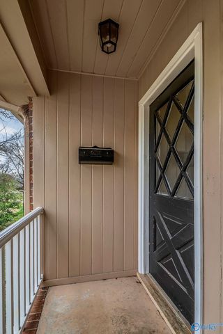 2515 Gladstone Drive NE, Huntsville, AL 35811