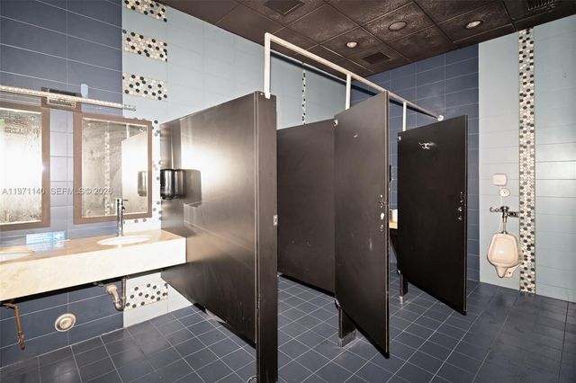 3138 Coral Way, Miami, FL 33145