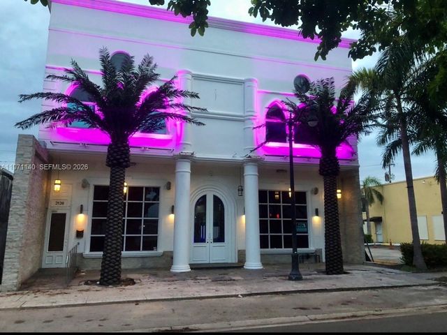 3138 Coral Way, Miami, FL 33145