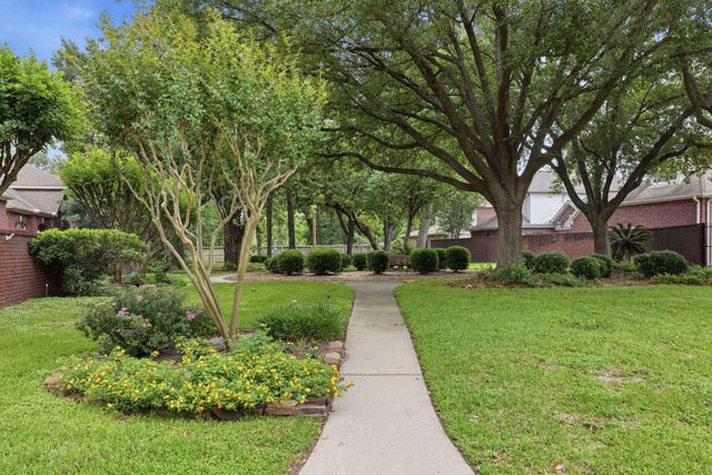 14314 N Cashel Oak Drive, Houston, TX 77069