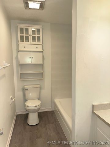 2422 E 59th Court 4, Tulsa, OK 74105