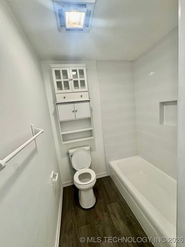 2422 E 59th Court 4, Tulsa, OK 74105