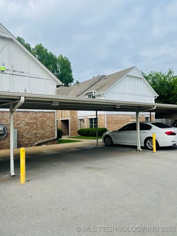 2422 E 59th Court 4, Tulsa, OK 74105