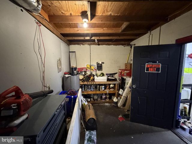 2722 SHERMAN AVE, Camden, NJ 08105