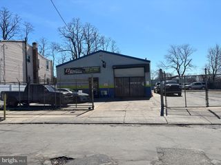 2722 SHERMAN AVE, Camden, NJ 08105