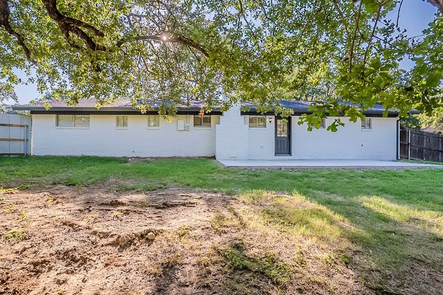 1728 Provine Street, Fort Worth, TX 76103