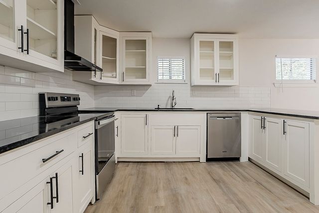 1728 Provine Street, Fort Worth, TX 76103