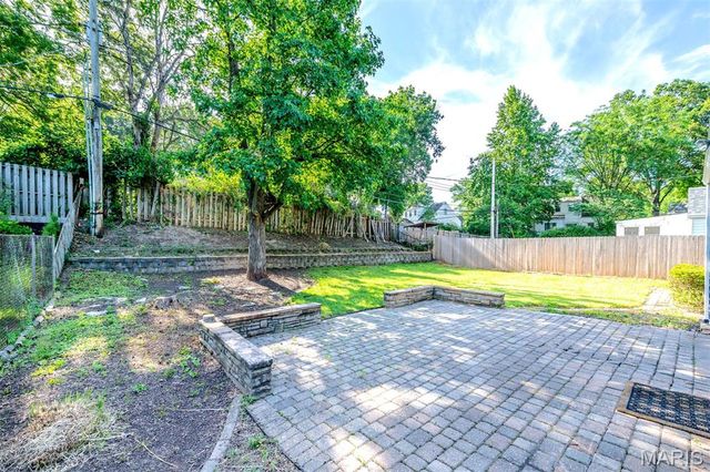 1008 Woodgate Drive, Kirkwood, MO 63122