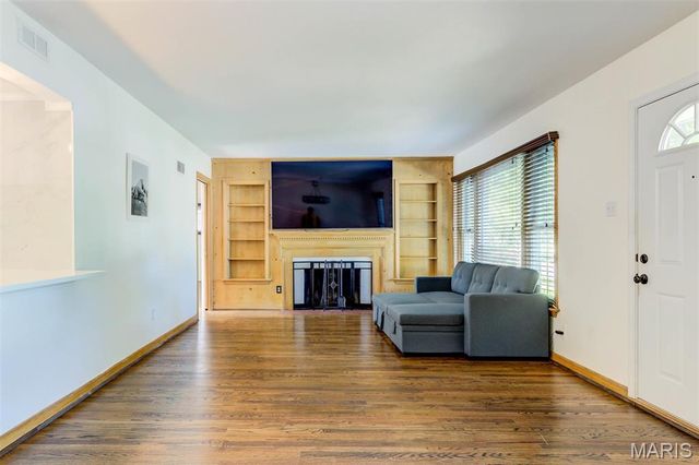 1008 Woodgate Drive, Kirkwood, MO 63122