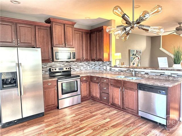 16 Millwood Lake Drive, Savannah, GA 31407