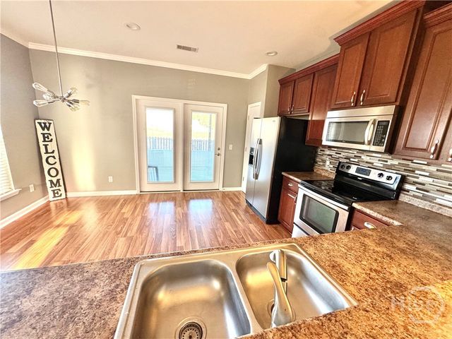 16 Millwood Lake Drive, Savannah, GA 31407