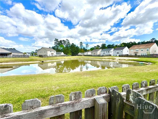16 Millwood Lake Drive, Savannah, GA 31407