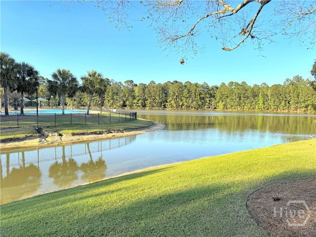 16 Millwood Lake Drive, Savannah, GA 31407