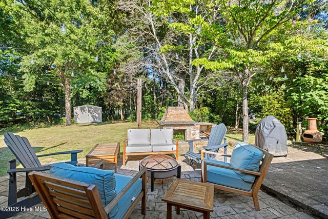 216 Hickory Lane, Hampstead, NC 28443