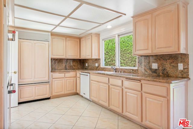 5496 Katherine Avenue, Sherman Oaks, CA 91401