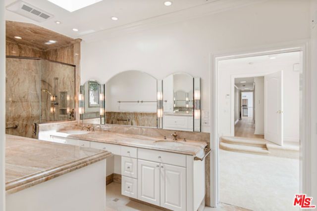 5496 Katherine Avenue, Sherman Oaks, CA 91401