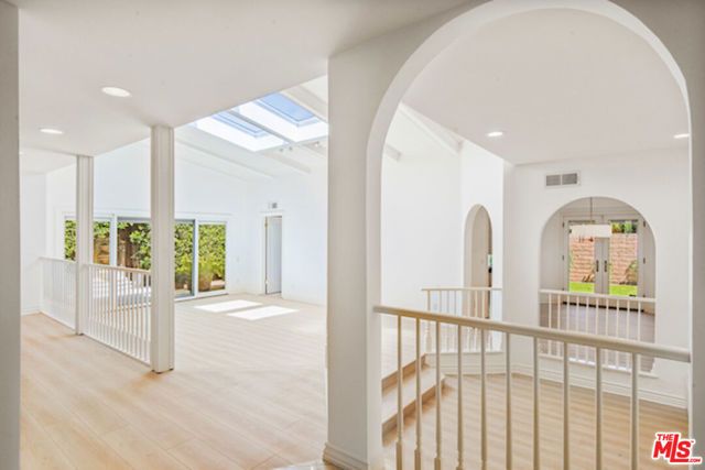 5496 Katherine Avenue, Sherman Oaks, CA 91401