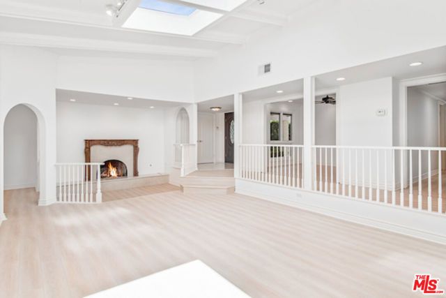 5496 Katherine Avenue, Sherman Oaks, CA 91401